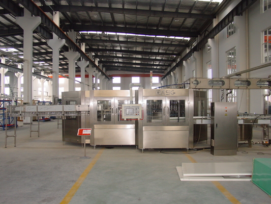 3 In 1 Mineral Water Volumetric Filling Machine With PET Bottles