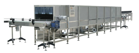 La machine automatique 15000BHP de remplissage à chaud de l'eau de saveur a intégré le coffre-fort